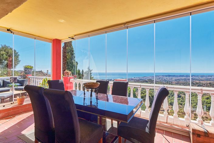 Image No.35-8 Bed Country House for sale