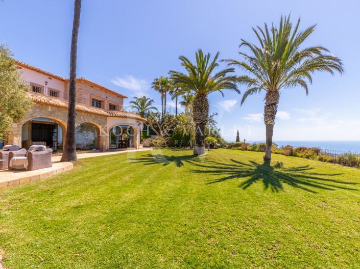 Image No.1-5 Bed Villa for sale