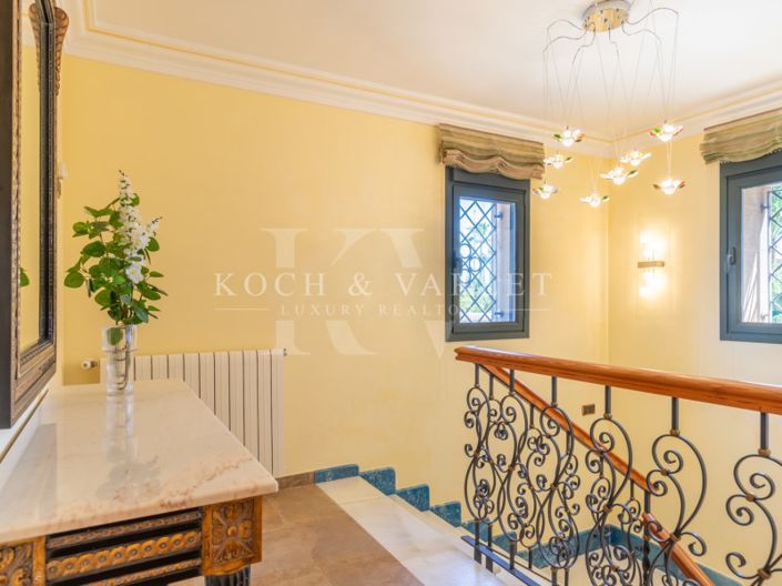 Image No.28-5 Bed Villa for sale