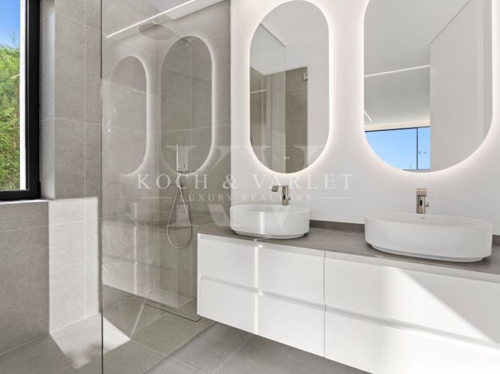 Image No.45-4 Bed Villa for sale