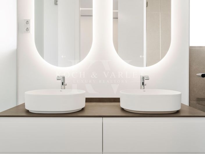 Image No.49-4 Bed Villa for sale