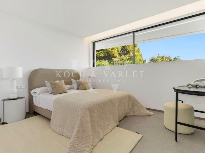 Image No.51-4 Bed Villa for sale