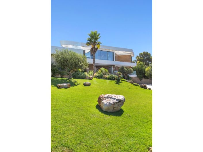 Image No.55-4 Bed Villa for sale