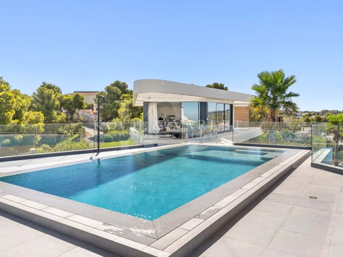 Image No.9-4 Bed Villa for sale