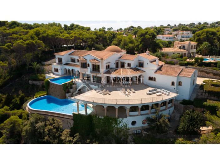 Image No.1-10 Bed Villa for sale
