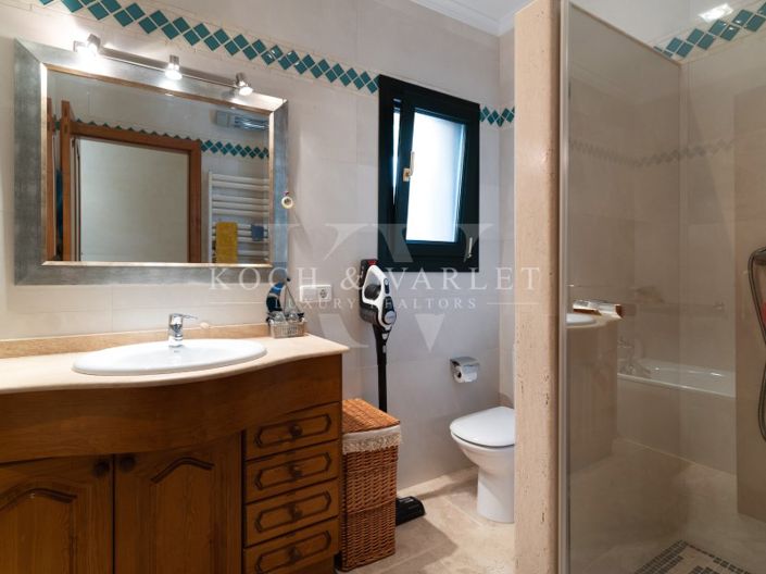 Image No.47-5 Bed Villa for sale