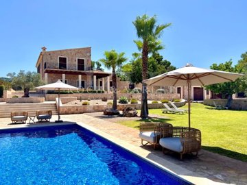 Koch & Varelt Luxury Realtors most sold property