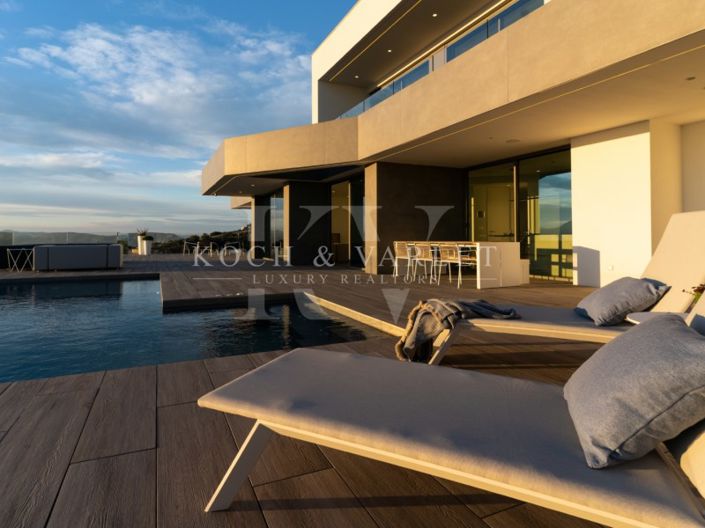 Image No.11-4 Bed Villa for sale