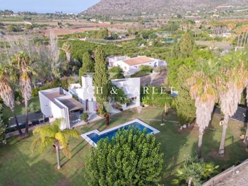 Koch & Varelt Luxury Realtors most sold property