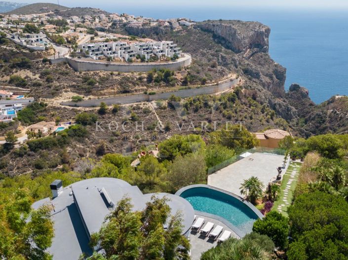 Image No.1-4 Bed Villa for sale