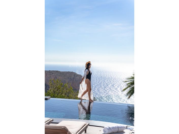 Image No.23-4 Bed Villa for sale