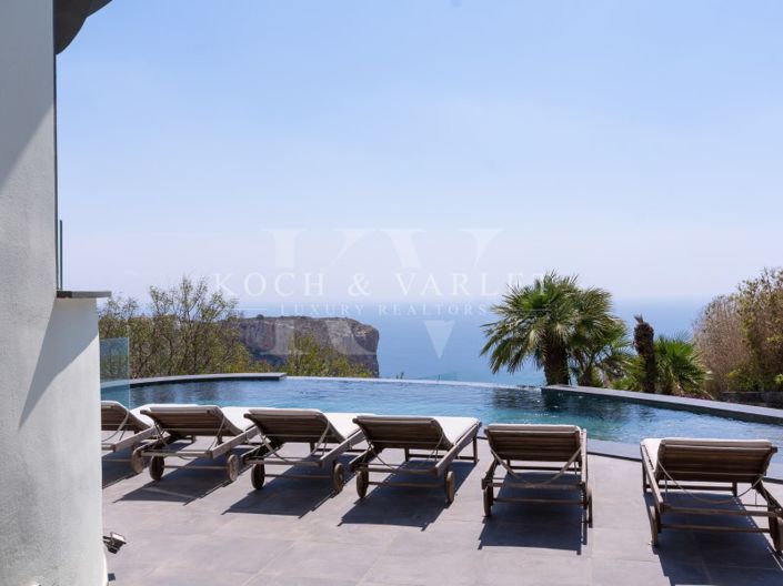 Image No.3-4 Bed Villa for sale