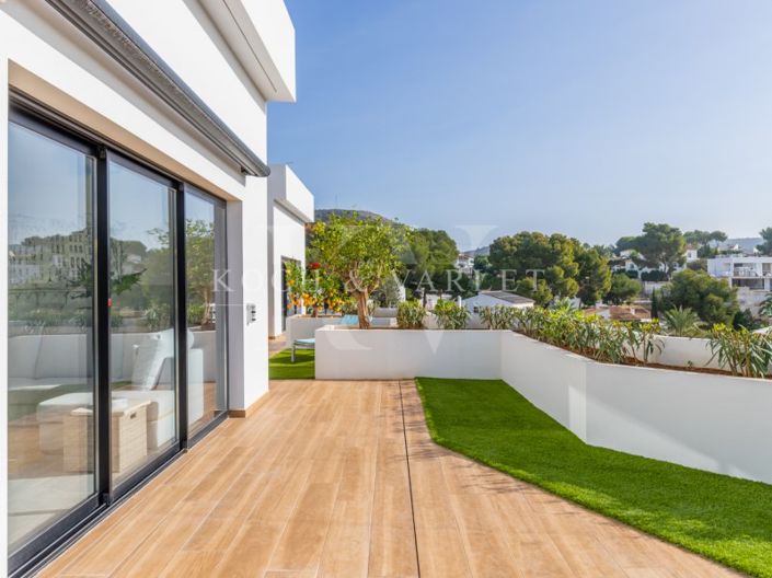 Image No.14-7 Bed Villa for sale