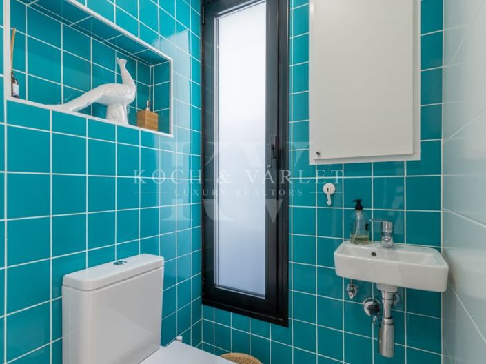 Image No.20-7 Bed Villa for sale