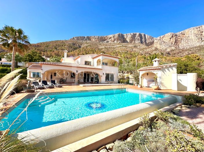 Image No.1-Villa de 6 chambres à vendre à Javea