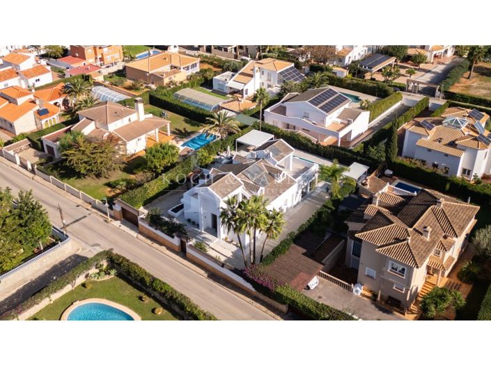 Image No.8-Villa de 4 chambres à vendre à Denia