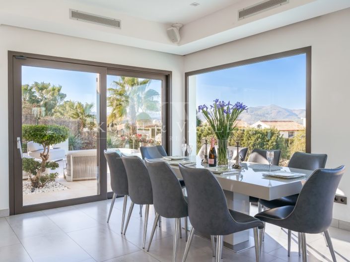 Image No.18-5 Bed Villa for sale