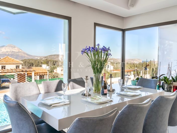 Image No.20-5 Bed Villa for sale