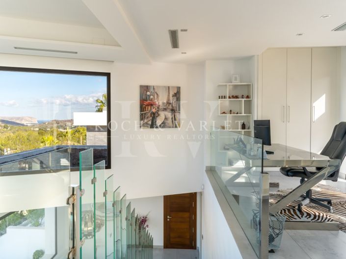 Image No.26-5 Bed Villa for sale