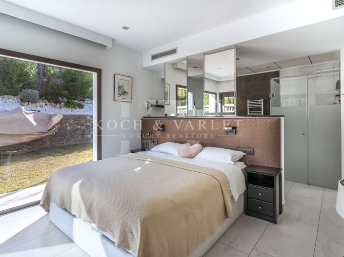 Image No.33-5 Bed Villa for sale