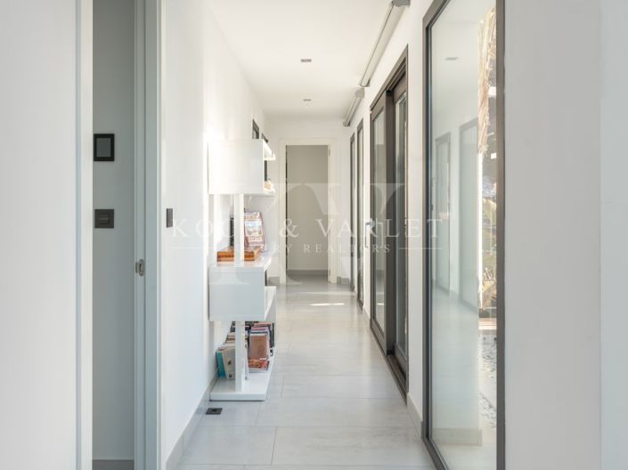 Image No.40-5 Bed Villa for sale