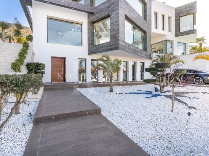 Image No.7-5 Bed Villa for sale