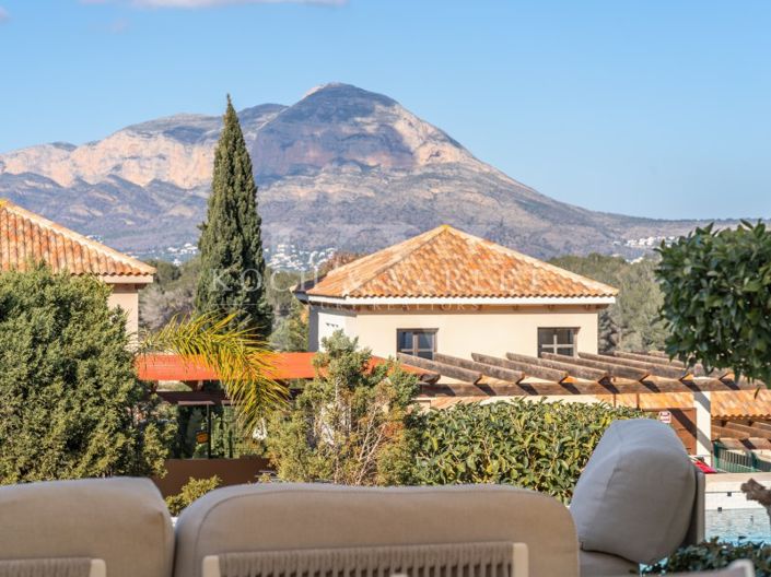 Image No.70-5 Bed Villa for sale