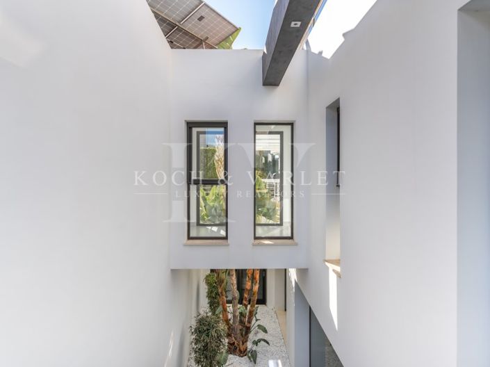 Image No.72-5 Bed Villa for sale