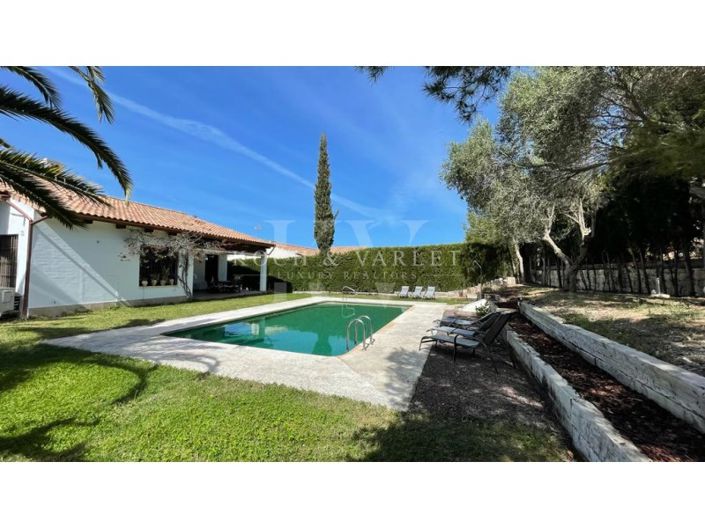 Image No.3-5 Bed Villa for sale