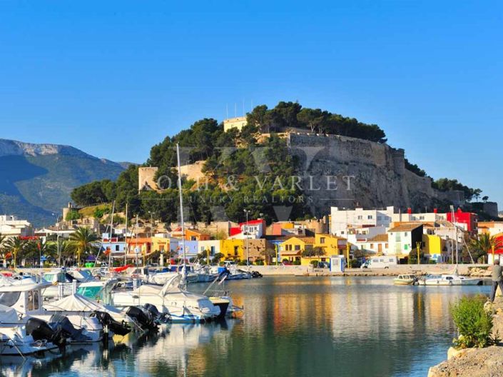 Image No.25-4 Bed Villa for sale