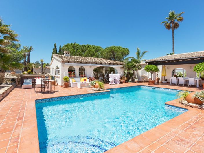 Image No.18-4 Bed Villa for sale