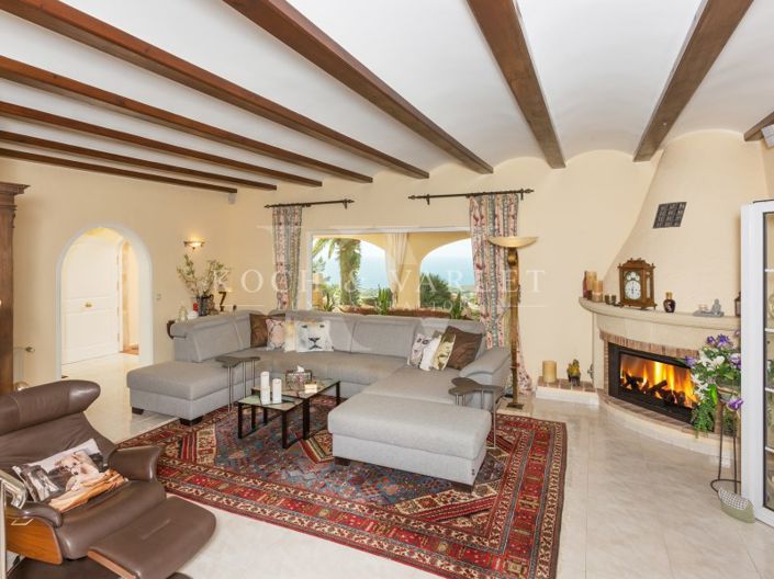 Image No.4-4 Bed Villa for sale