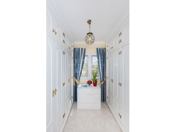 Image No.9-4 Bed Villa for sale