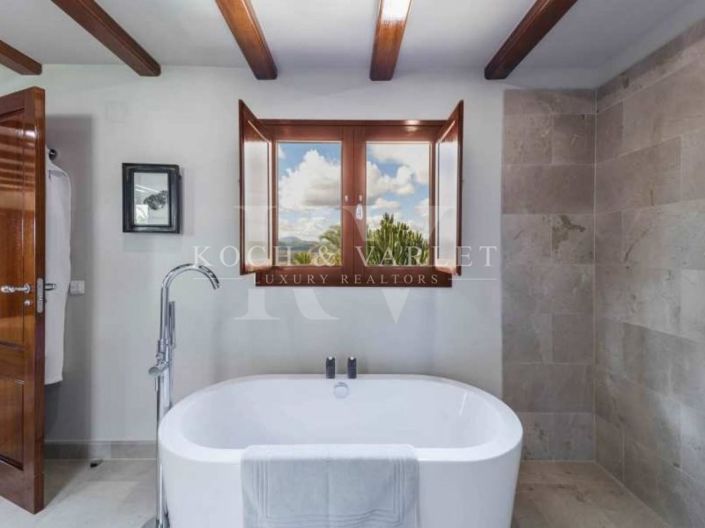 Image No.13-5 Bed Villa for sale