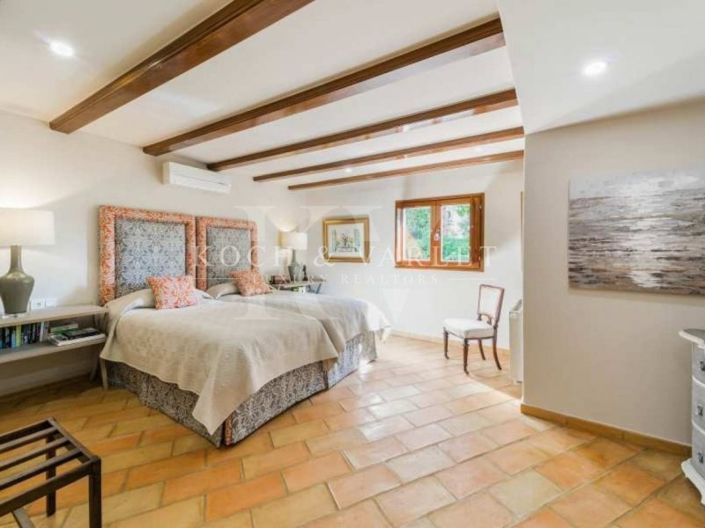 Image No.18-5 Bed Villa for sale