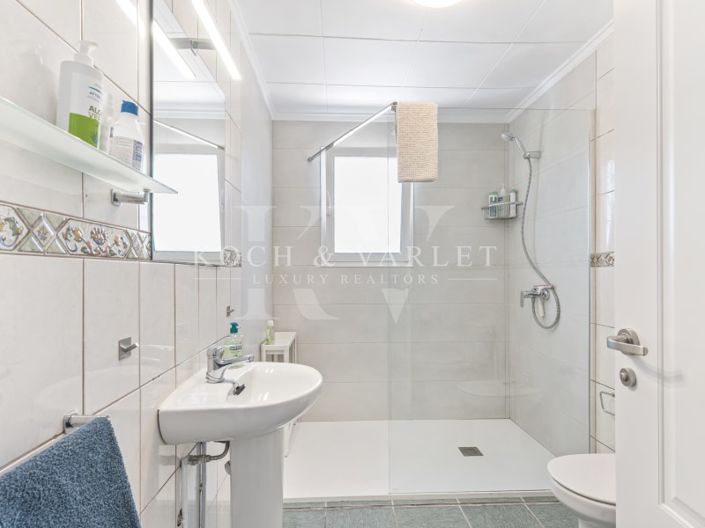 Image No.30-4 Bed Villa for sale