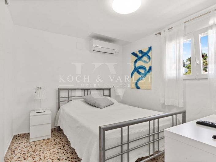 Image No.35-4 Bed Villa for sale