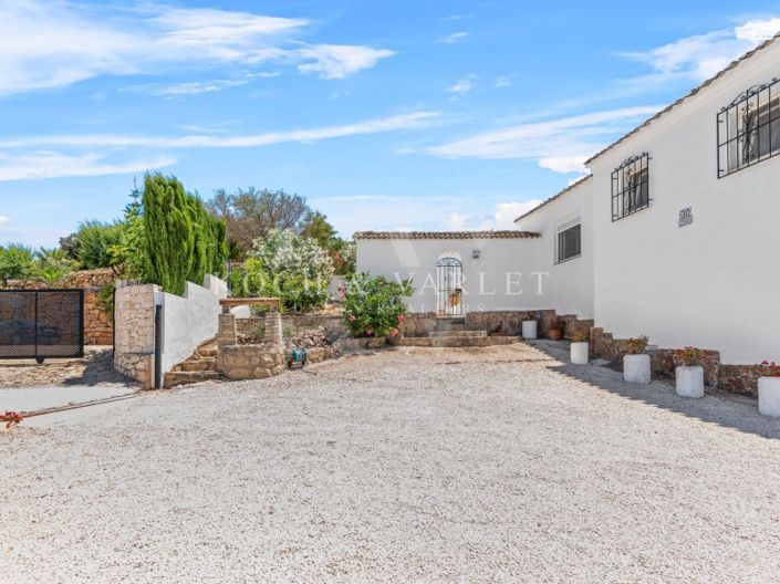 Image No.9-4 Bed Villa for sale