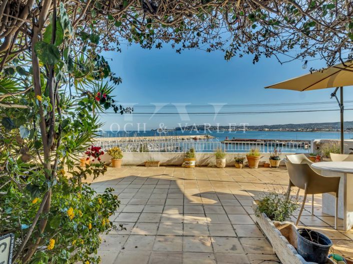 Image No.2-4 Bed Villa for sale