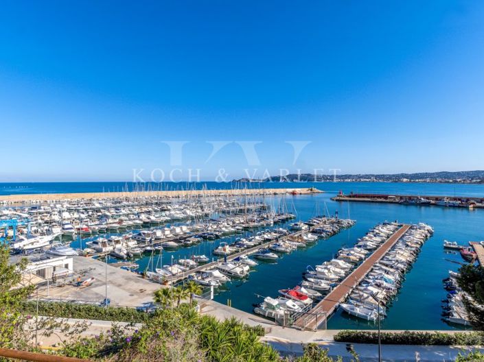 Image No.3-4 Bed Villa for sale