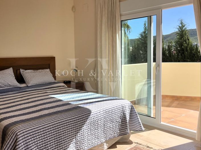 Image No.17-6 Bed Villa for sale