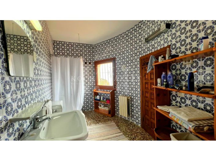 Image No.21-4 Bed Villa for sale