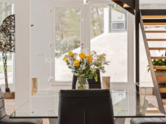 Image No.23-4 Bed Villa for sale