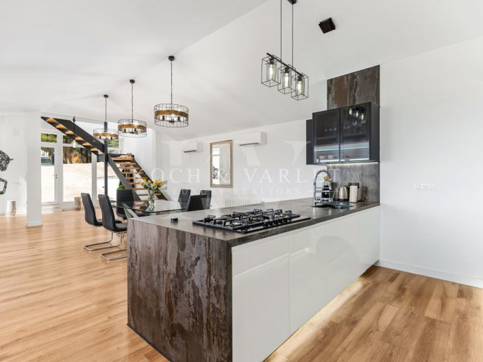 Image No.28-4 Bed Villa for sale