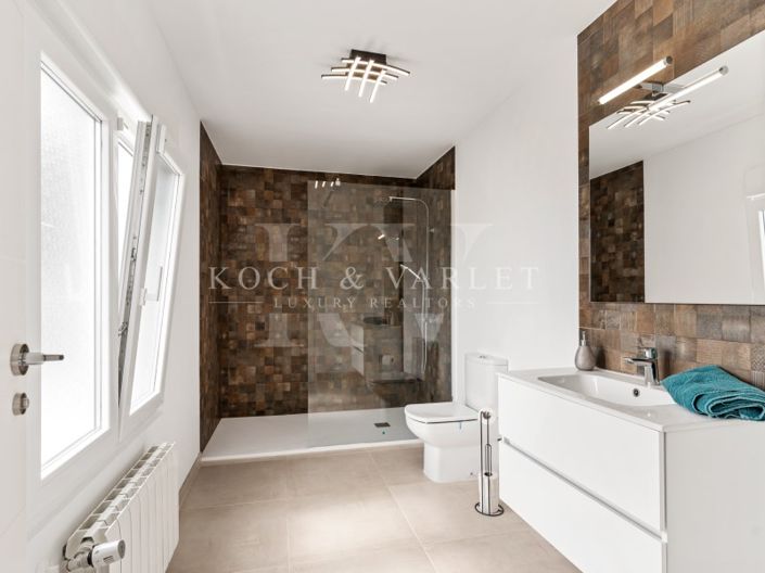 Image No.45-4 Bed Villa for sale