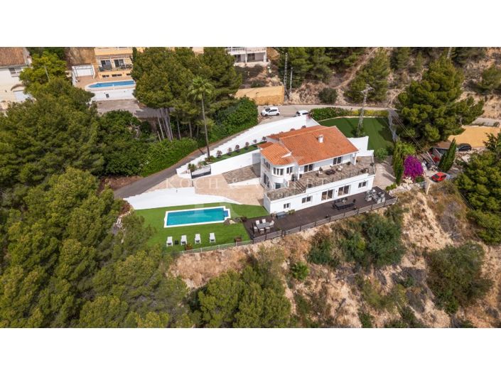 Image No.67-4 Bed Villa for sale