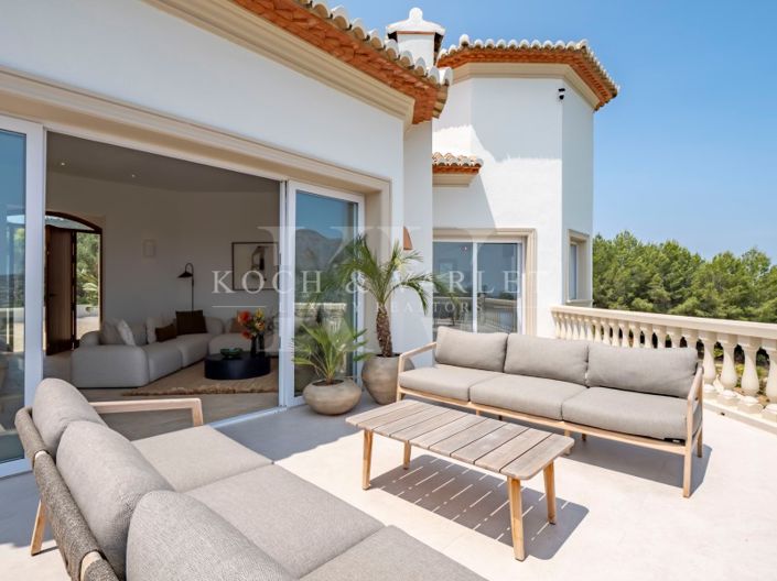 Image No.13-9 Bed Villa for sale