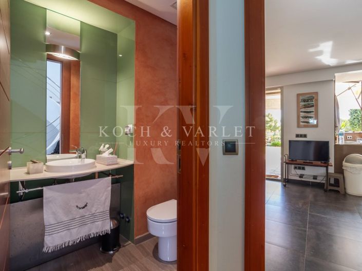 Image No.25-7 Bed Villa for sale