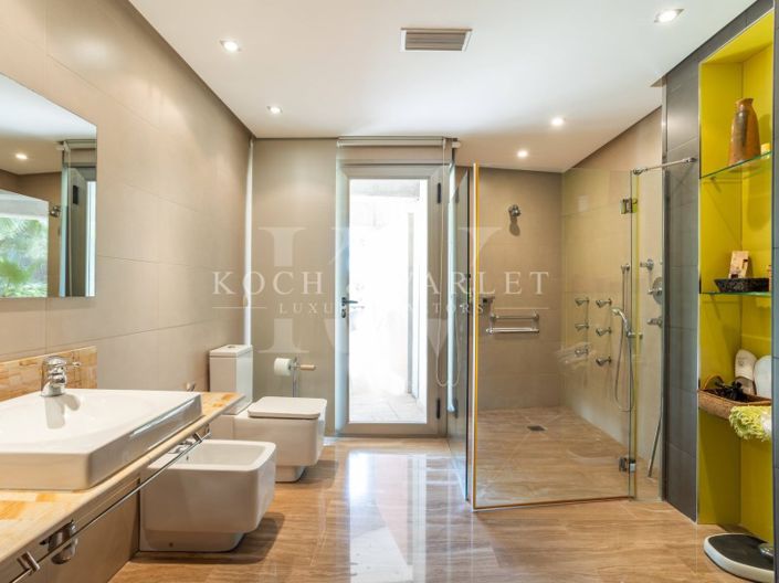 Image No.61-7 Bed Villa for sale