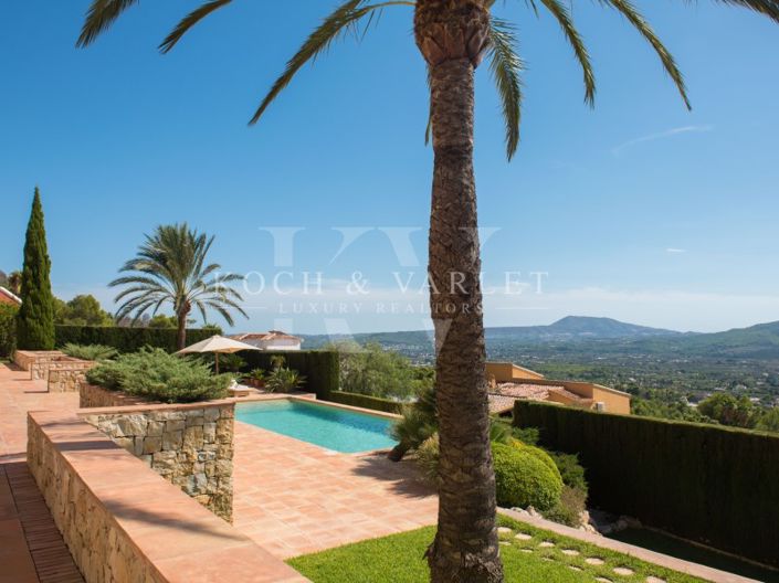 Image No.3-5 Bed Villa for sale